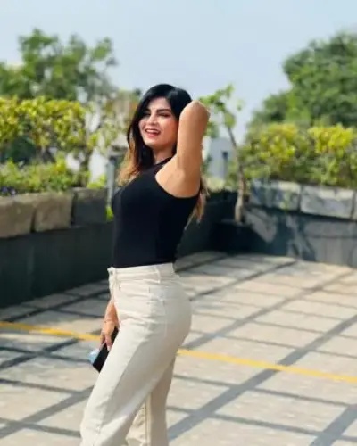 Call Girls Banera Cash On Delivery